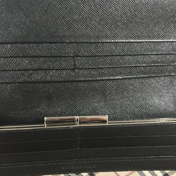 Burberry Nova Check Long Wallet - Picture 5 of 9